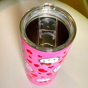Hello kitty valentine tumbler